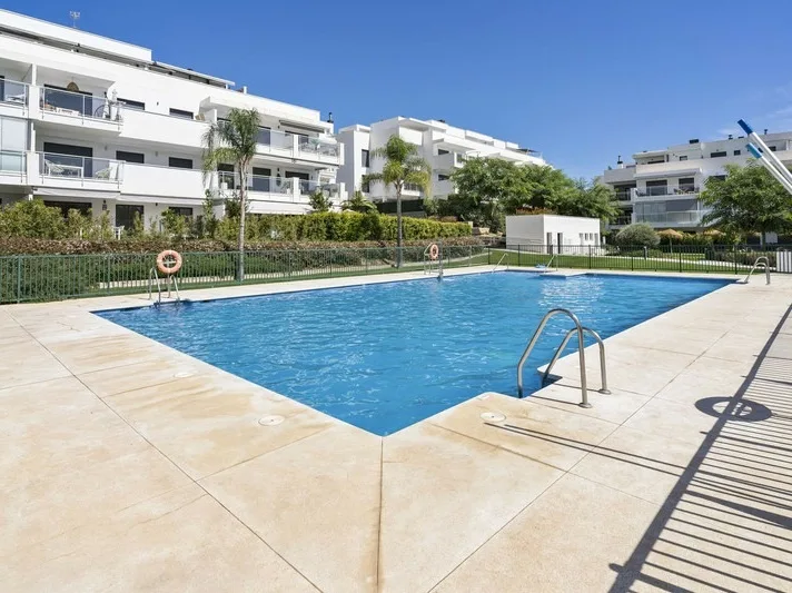 Ruim 2-slaapkamer tuinappartement in La Cala de Mijas