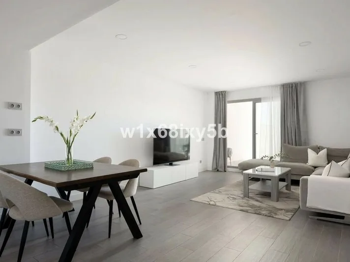 Luxe 2-slaapkamer appartement in Benalmádena Village