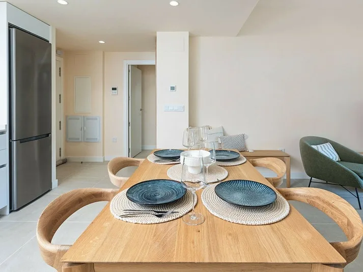 Stijlvol 2-slaapkamer tuinappartement in Aranya Estepona