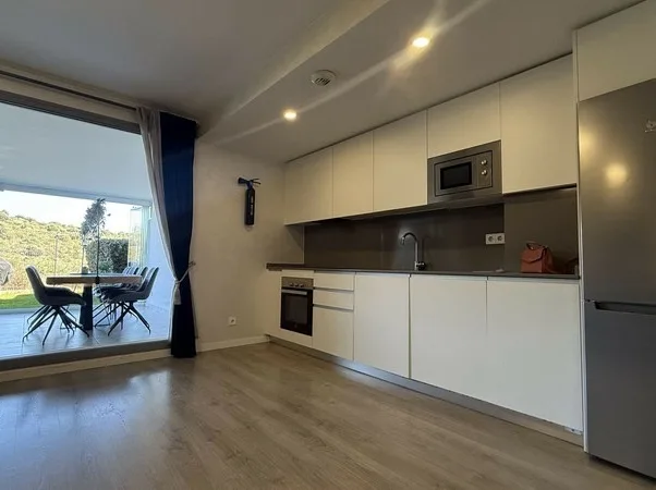 Luxe 2-slaapkamer tuinappartement in Serenity Views
