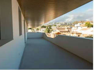 Nieuwbouw 2-slaapkamer appartement in het centrum van Estepona