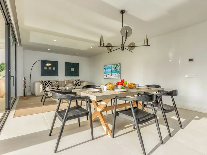 Luxe 3-slaapkamer appartement met royaal terras – Fuengirola