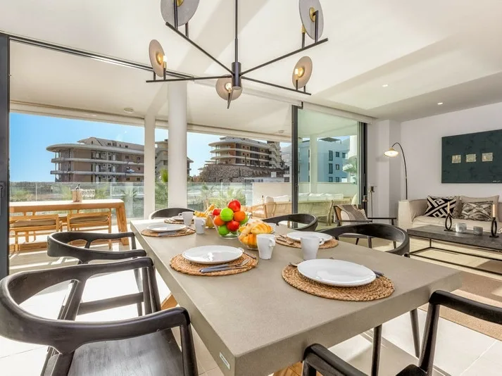 Luxe 3-slaapkamer appartement met royaal terras – Fuengirola